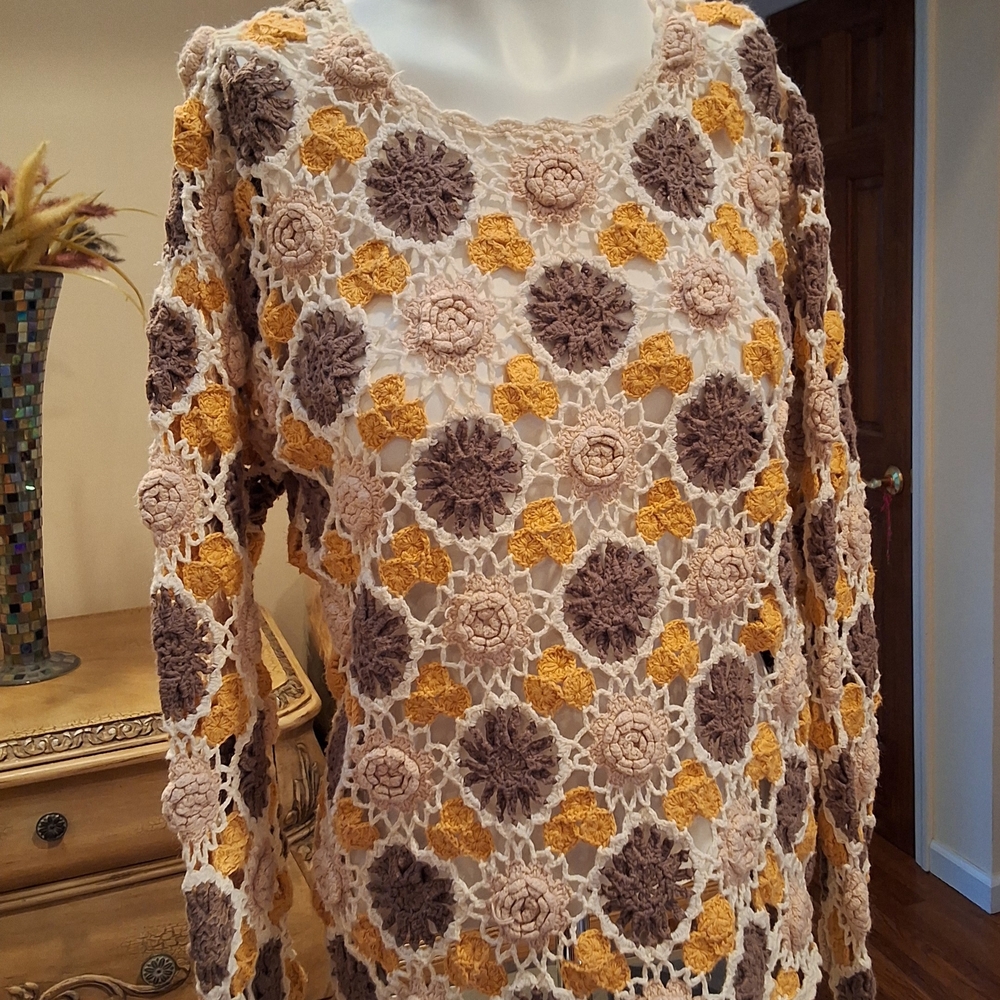 Feminine Floral Crochet Lace Sweater Blouse